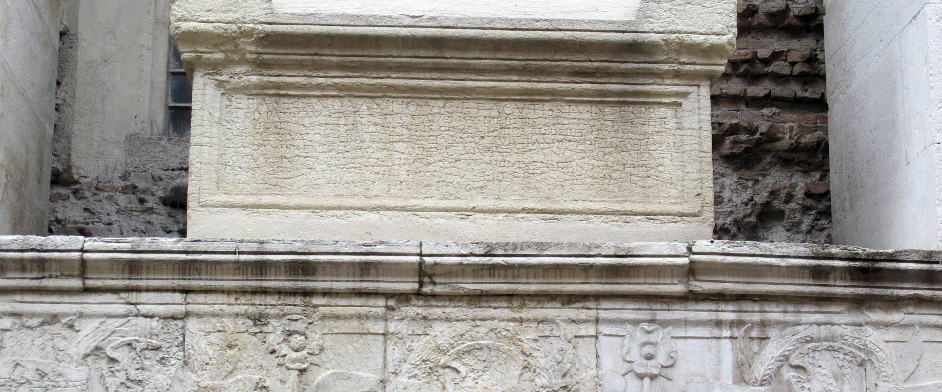 Tempio malatestiano, ri, fianco dx, tomba 06 foto di Sailko
